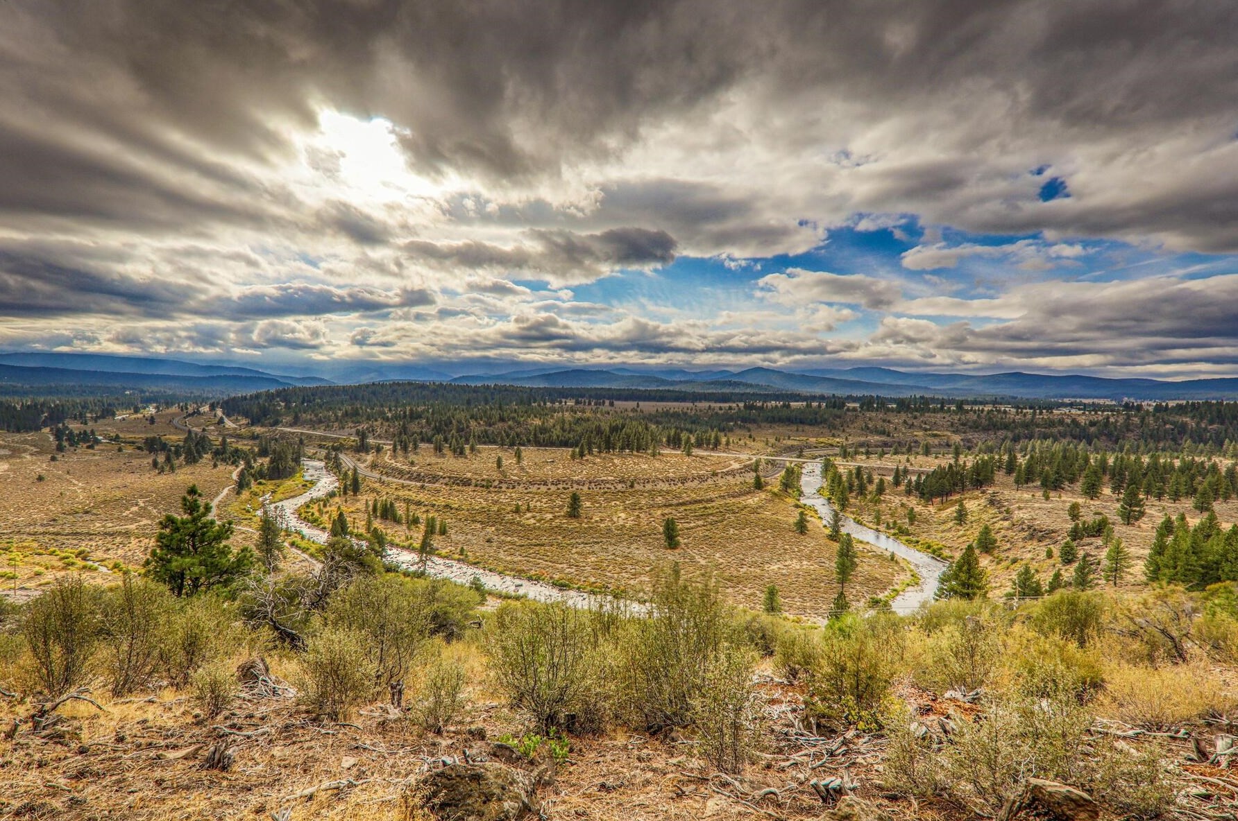 14718 Donnington Ln, Truckee, CA 96161-1134