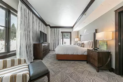 13051 Ritz Carlton Highlands Ct #4307 wk 1 &amp; 6, Truckee, CA 96161 - Photo 10