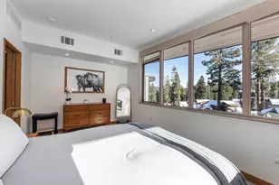 15024 Peak View Pl, Truckee, CA 96161 - Photo 16