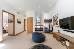 15024 Peak View Pl, Truckee, CA 96161 - Photo 14