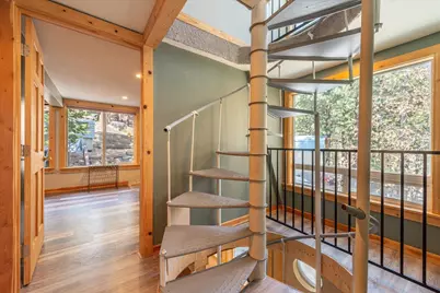 12255 Sierra Drive, Truckee, CA 96161 - Photo 10