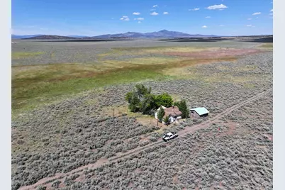 705 200 Highway 395, Termo, CA 96132 - Photo 2