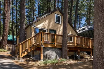 13464 Moraine Road, Truckee, CA 96161 - Photo 1