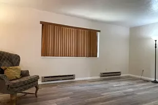 302 Mountain View Rd, Calpine, CA 96124 - Photo 10