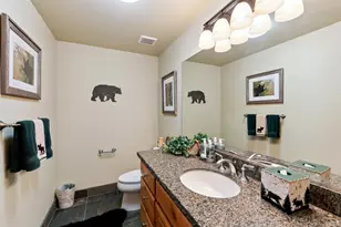 11711 Hope Ct, Truckee, CA 96161 - Photo 18