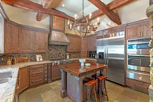 12710 Zurich Pl, Truckee, CA 96161 - Photo 10