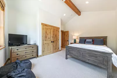 10136 Sagebrush Court, Truckee, CA 96161 - Photo 16