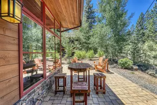 10136 Sagebrush Ct, Truckee, CA 96161 - Photo 4