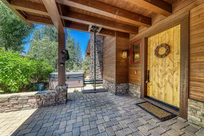 10136 Sagebrush Court, Truckee, CA 96161 - Photo 2
