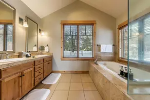 12498 Lookout Loop, Truckee, CA 96161 - Photo 14