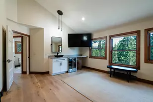 21149 Donner Pass Rd, Soda Springs, CA 95728 - Photo 14