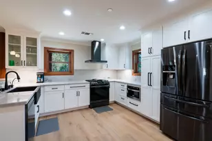 21149 Donner Pass Rd, Soda Springs, CA 95728 - Photo 10