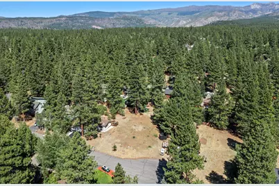 10583 Laburnham Circle, Truckee, CA 96161 - Photo 8