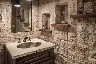 10606 Dutton Ct, Truckee, CA 96161 - Photo 20