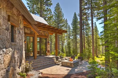 8186 Valhalla Drive, Truckee, CA 96161 - Photo 4