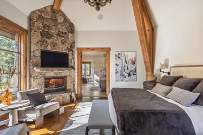 8186 Valhalla Drive, Truckee, CA 96161 - Photo 14