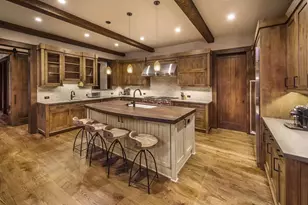 8221 Valhalla Dr, Truckee, CA 96161 - Photo 6