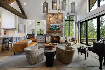 377 James McIver, Truckee, CA 96161 - Photo 4