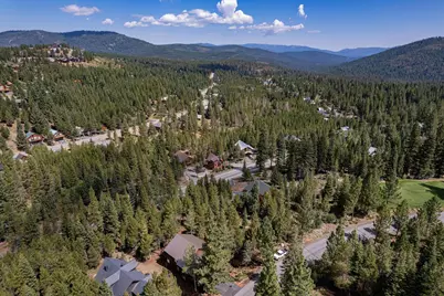 13854 Northwoods Boulevard, Truckee, CA 96161 - Photo 16