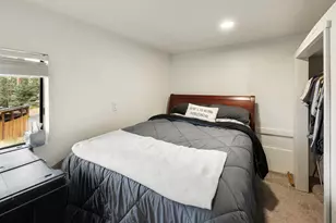 10928 Barnes Dr, Truckee, CA 96161 - Photo 20