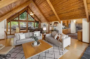 10928 Barnes Dr, Truckee, CA 96161 - Photo 4