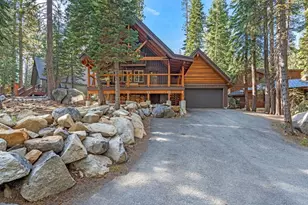 10174 Aspen Ct, Soda Springs, CA 95728 - Photo 2