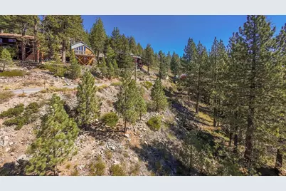 12605 E Sierra Drive, Truckee, CA 96161 - Photo 8