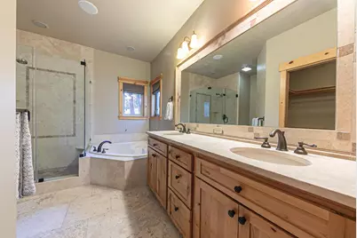 11707 Skislope Way, Truckee, CA 96161 - Photo 14