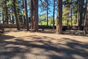 8075 Rainbow Ave, Kings Beach, CA 96143 - Photo 22