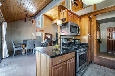 13861 Skislope Way, Truckee, CA 96161 - Photo 6