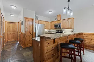 10890 Cinnabar Way, Truckee, CA 96161 - Photo 4