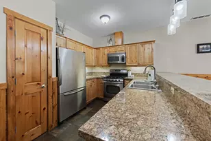 10890 Cinnabar Way, Truckee, CA 96161 - Photo 6