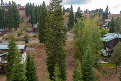 13257 Skislope Way, Truckee, CA 96161 - Photo 14