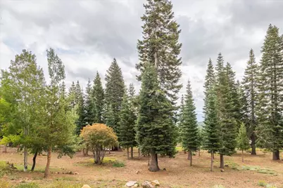13257 Skislope Way, Truckee, CA 96161 - Photo 8