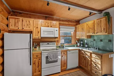 16465 Northwoods Boulevard, Truckee, CA 96161 - Photo 8