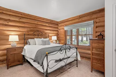 16465 Northwoods Boulevard, Truckee, CA 96161 - Photo 12