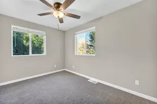 604 Pine St, Loyalton, CA 96118 - Photo 14