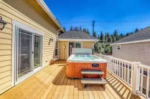 10050 SE River St, Truckee, CA 96161 - Photo 16
