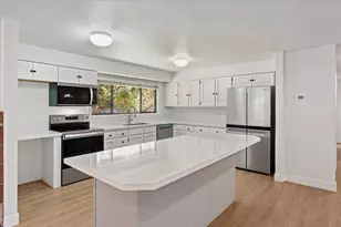 960 Deerwater Dr, Verdi, CA 96111 - Photo 6