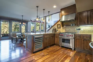 12498 Villa Ct, Truckee, CA 96161 - Photo 10