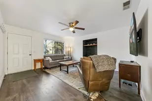 11351 Dorchester Dr, Truckee, CA 96161 - Photo 6