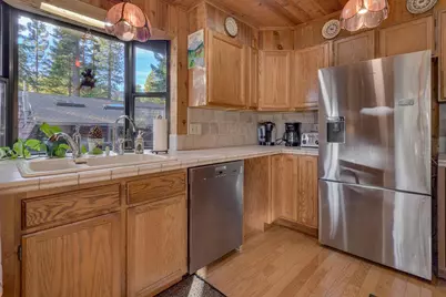 1090 Canterbury Drive, Kings Beach, CA 96143 - Photo 6