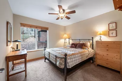 11711 Snowpeak Way #555, Truckee, CA 96161 - Photo 12