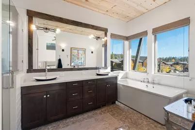 11658 McClintock Loop, Truckee, CA 96161 - Photo 8