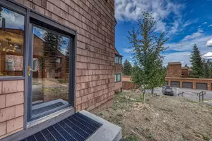 11569 Snowpeak Way, Truckee, CA 96161 - Photo 2