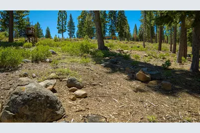 19050 Glades Place, Truckee, CA 96161 - Photo 16