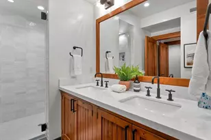 7401 Larkspur Ln, Truckee, CA 96161 - Photo 20