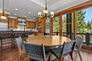 7401 Larkspur Ln, Truckee, CA 96161 - Photo 8