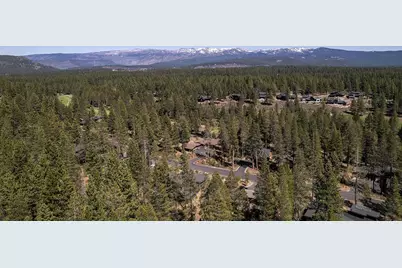 11841 Bottcher Loop, Truckee, CA 96161 - Photo 2