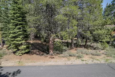 11841 Bottcher Loop, Truckee, CA 96161 - Photo 8